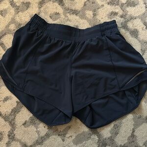 COPY - Lululemon Hotty Hot - 4 inch - navy